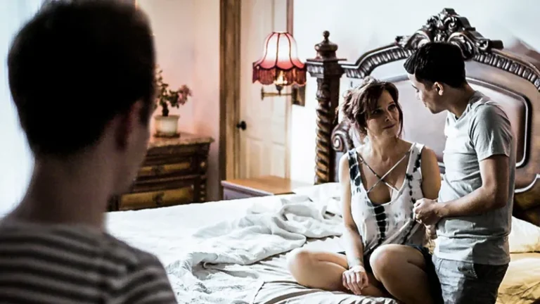 Cuidando a mamá – Syren De Mer