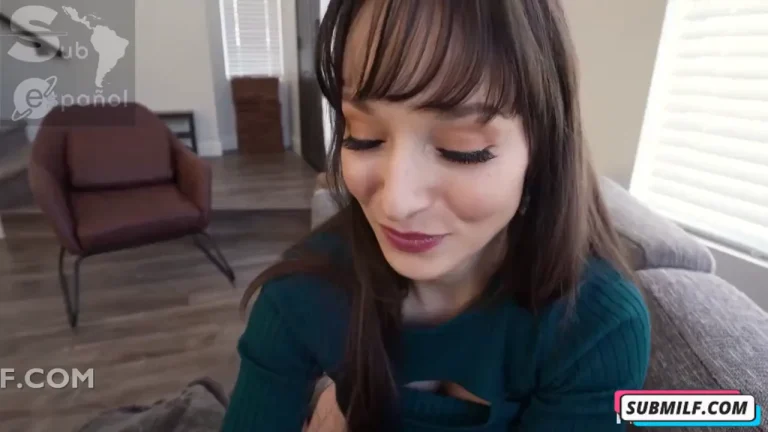 Mantenerse caliente con la madrastra – Lexi Luna