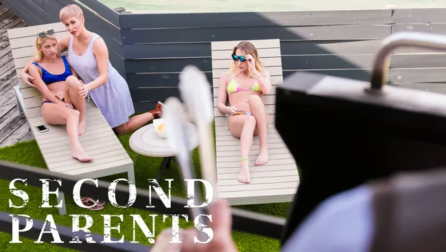 Segundos padres ft. Khloe Kapri, Ryan Keely y Carter Cruise