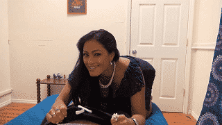 Solos en casa con Mamá – Family Therapy
